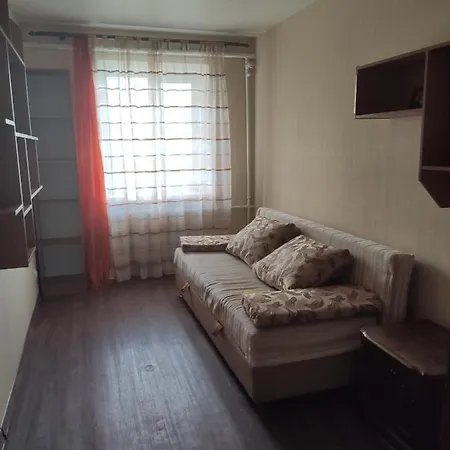 Apartment 2-Х Комнатная Квартира, Черняховского/Говорова